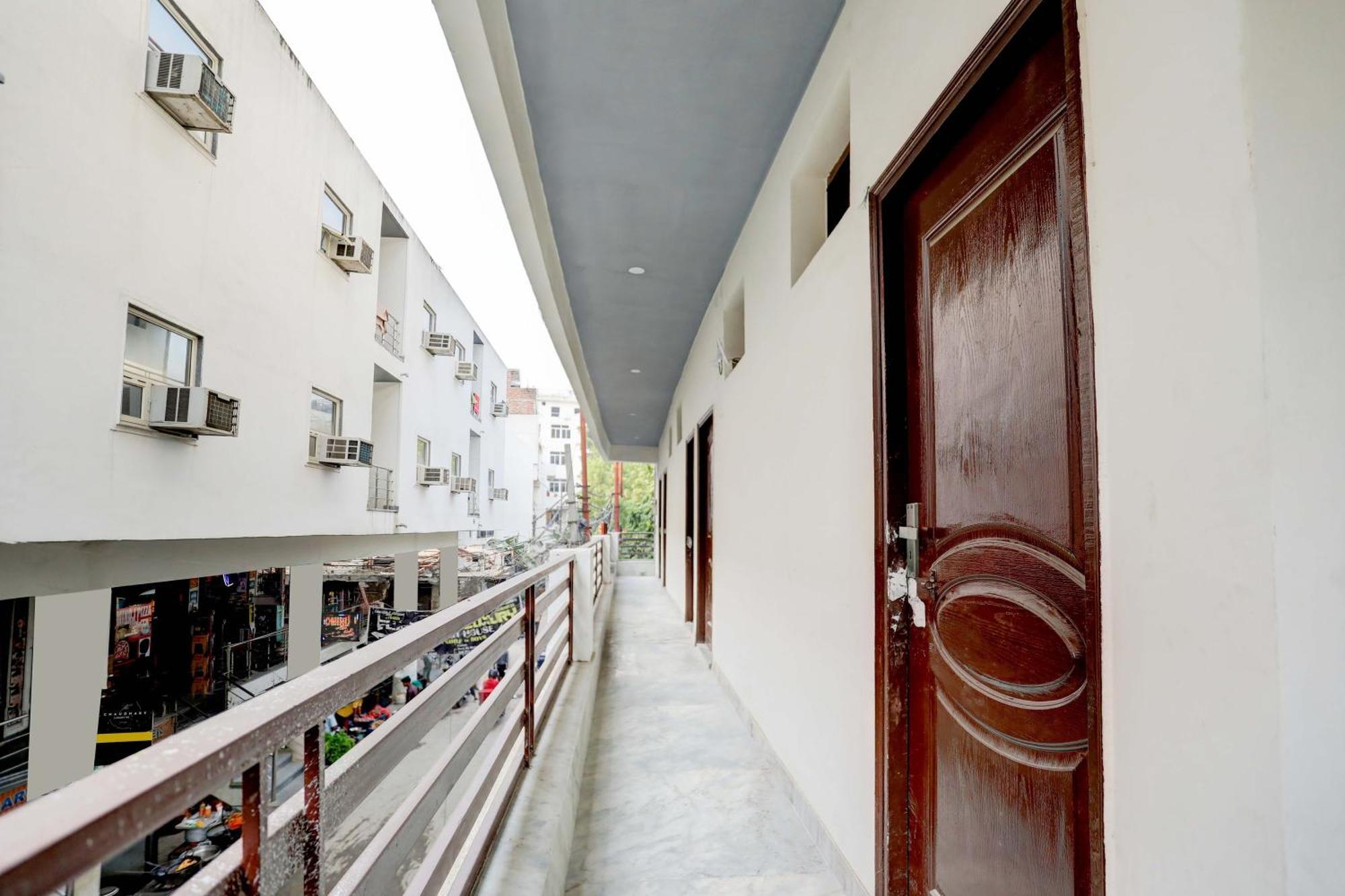 Hotel O Tilak Hotel 24 Sector 27 Near By Vinayak Hospital Gali No-6 Νόιντα Εξωτερικό φωτογραφία